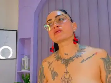 Chaturbate Free Porn Cam of noeliasaenz