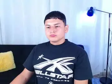 Chaturbate Nude Webcam of estebancum18