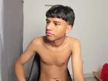 Chaturbate Watch Live Sex Cams of stiven_cum2