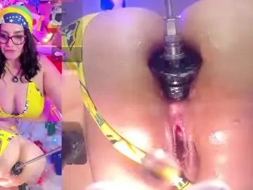Chaturbate Nude Webcam of erikamontiel__
