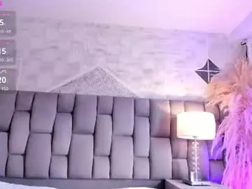 Chaturbate Adult Video Chat of paulinabelle