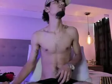 Chaturbate Live Sex Cam of chris_angnel_
