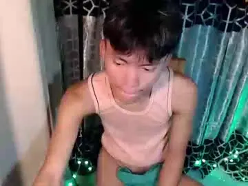 Chaturbate Live Sex Cam of jemart_urnaughtboy