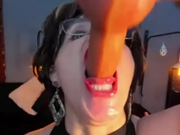 Chaturbate Free Live Porn of samantha_mature56
