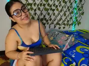 Chaturbate Free Live Porn of mahia_wilson