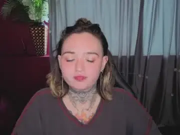 Chaturbate Live Sex Cam of evathewitcher