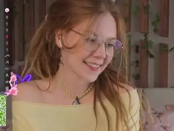 Chaturbate Best live sex cam show of lyra_thenymph