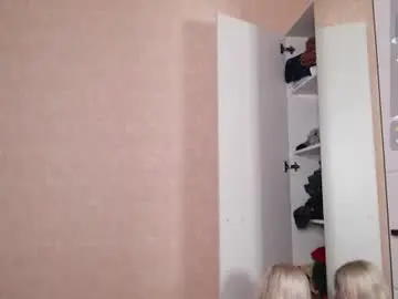 Chaturbate Watch Live Sex Cams of amili_kron