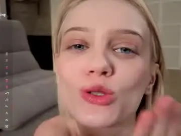 Chaturbate Watch Live Sex Cams of evangel111