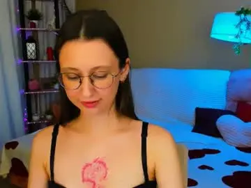 Chaturbate Watch Live Sex Cams of yourlovelystoryy
