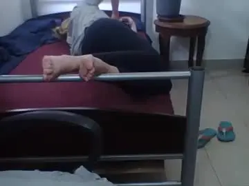 Chaturbate Free Porn Cam of charlot_ponze
