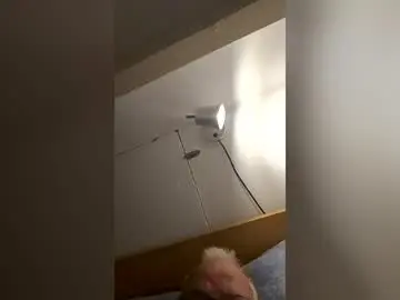 Chaturbate Free Porn Cam of freddybear196258