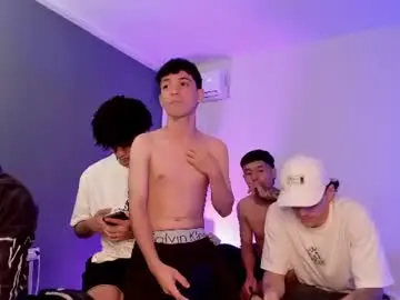 Chaturbate Sex Cam of handsomeboys19