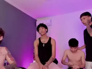 Chaturbate Watch Live Sex Cams of handsomeboys19