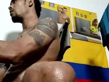 Chaturbate Best live sex cam show of lucascastrohot