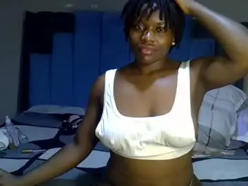 Chaturbate Sex Cam of melanin_moon