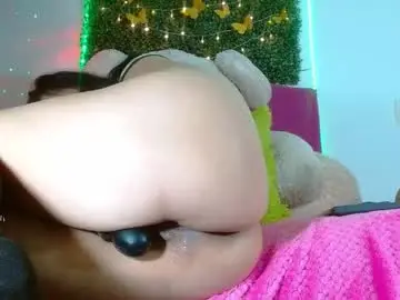 Chaturbate Live Sex Cam of deepselenaxxx