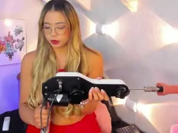Chaturbate Sex Cam of martina_miiller