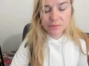 Chaturbate Best live sex cam show of artsyandcraftsy_