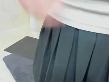 Chaturbate Live Sex Cam of louettakarn
