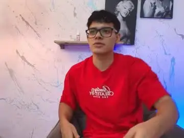 Chaturbate Live Sex Cam of mike_sanz