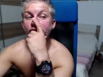 Chaturbate Live Sex of robbyshawz