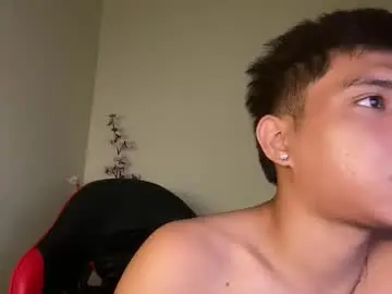 Chaturbate Free Porn Cam of urcuteguy_jhonx
