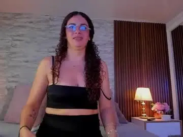Chaturbate Sex Chat of zoehiltonx