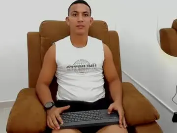 Chaturbate Watch Live Sex Cams of chris_arthus