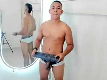 Chaturbate Watch Live Sex Cams of chris_arthus