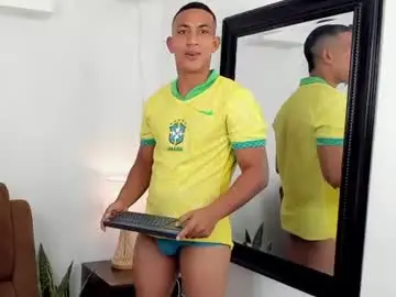 Chaturbate Best live sex cam show of chris_arthus