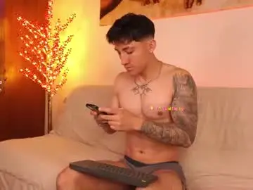 Chaturbate Sex Chat of latin_green_eyes_
