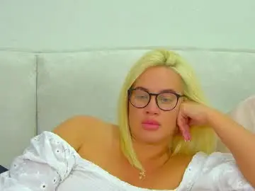 Chaturbate Watch Live Sex Cams of marianeumann