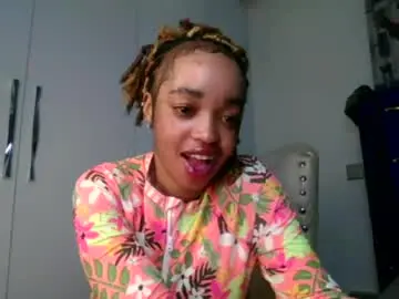 Chaturbate Live Sex Cam of sexymel022