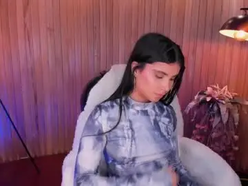 Chaturbate Live Sex of mialaurence_