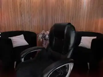 Chaturbate Adult Webcam of mialaurence_