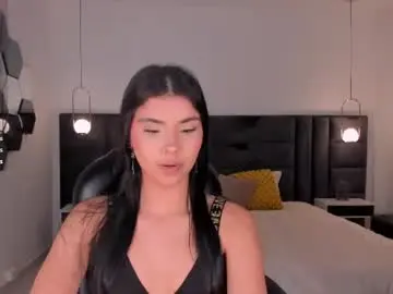 Chaturbate Adult Webcams of mialaurence_