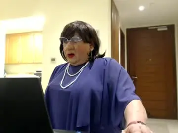 Chaturbate Live Sex Cam of suzannebanci