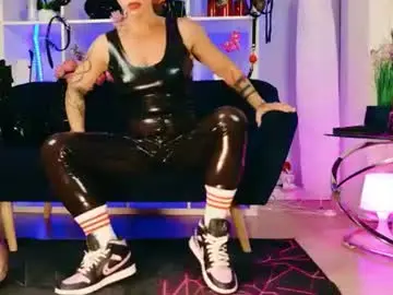 Chaturbate Live Porn of ella_kross