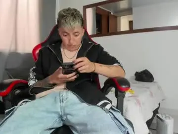 Chaturbate Adult Webcams of boy_trans