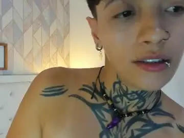 Chaturbate Best live sex cam show of b3k_afrodict