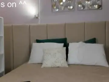Chaturbate Free Porn Cam of bluebreeze8