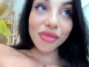 Chaturbate Adult Video Chat of misssiennaa
