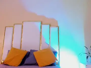 Chaturbate Best live sex cam show of rosalinda_77