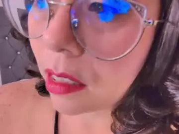 Chaturbate Private Sex Chat of anastaciabluesmilf