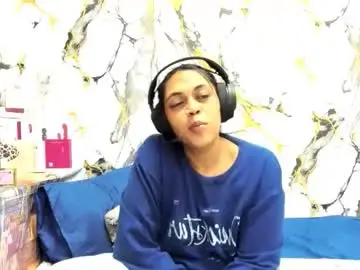 Chaturbate Nude Webcam of indiandesire4u69