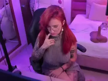 Chaturbate Nude Webcam of catalehia_moonlightt