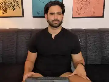 Chaturbate Adult Webcam of bradleymartin7