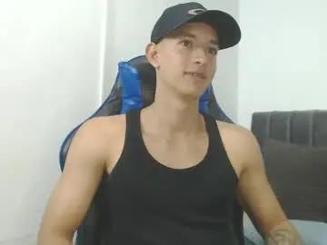 Chaturbate Private Sex Chat of jake_shadow14