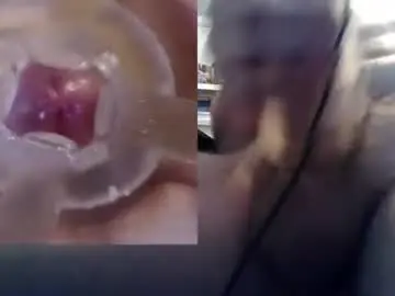 Chaturbate Free Porn Cam of geeky___dick
